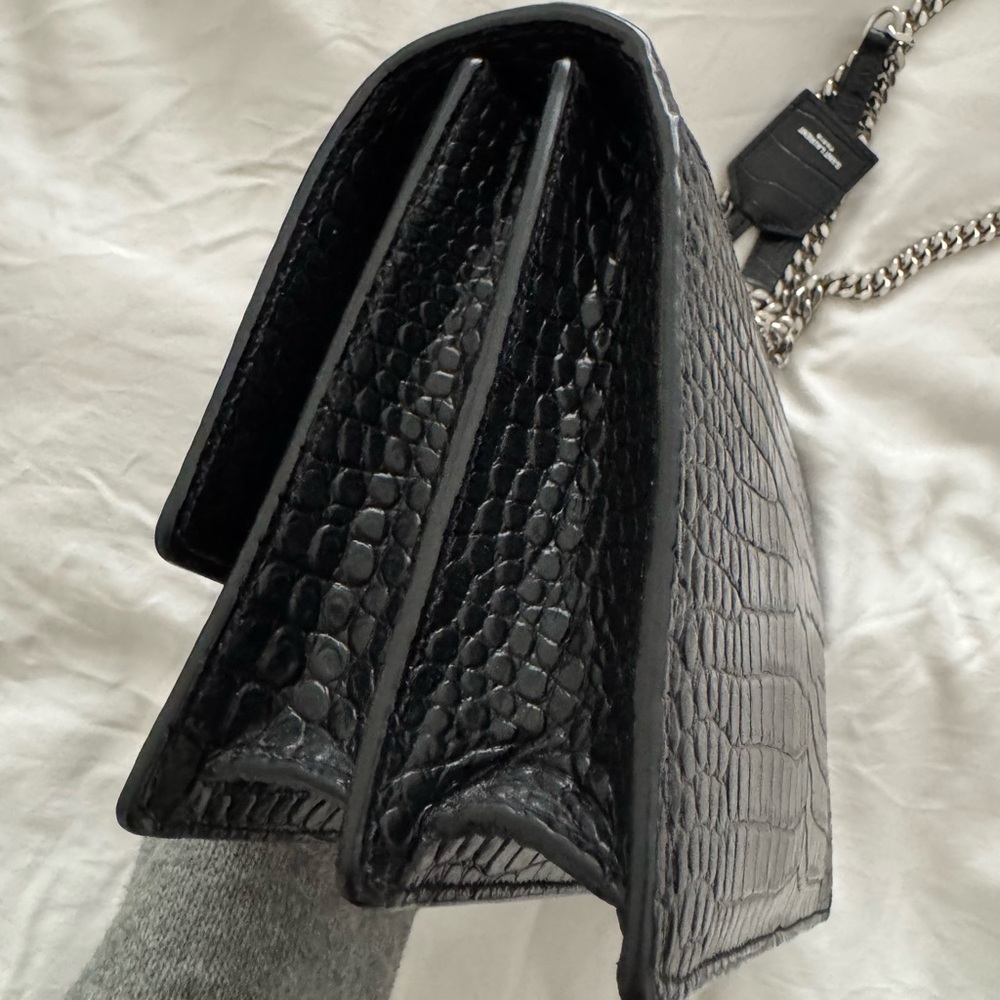 Yves Saint Laurent Black Croc-Embossed Shoulder Bag - Picture 8 of 13